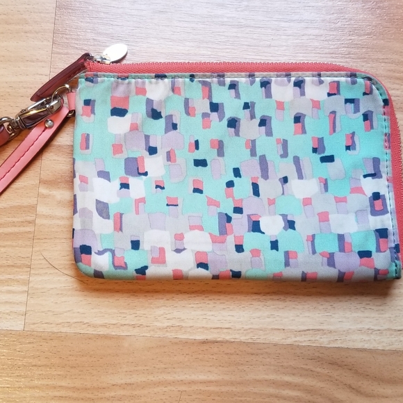 Fossil keyper wristlet - Picture 4 of 5